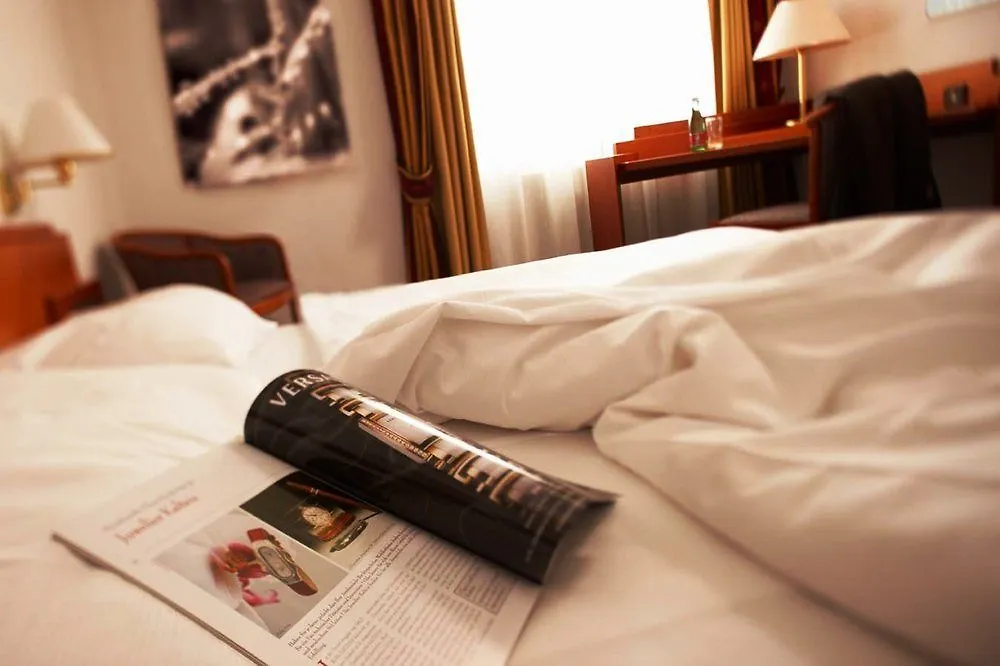 Fourside Hotel Salzburg Messe, Trademark Collection By Wyndham